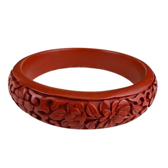 Vintage Red Floral Carved Resin Bangle Bracelet Intricate Design - Picture 1 of 3